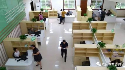 我省旌陽區(qū)率先啟用首個(gè)單設(shè)教育便民服務(wù)中心，提升教育咨詢服務(wù)效能